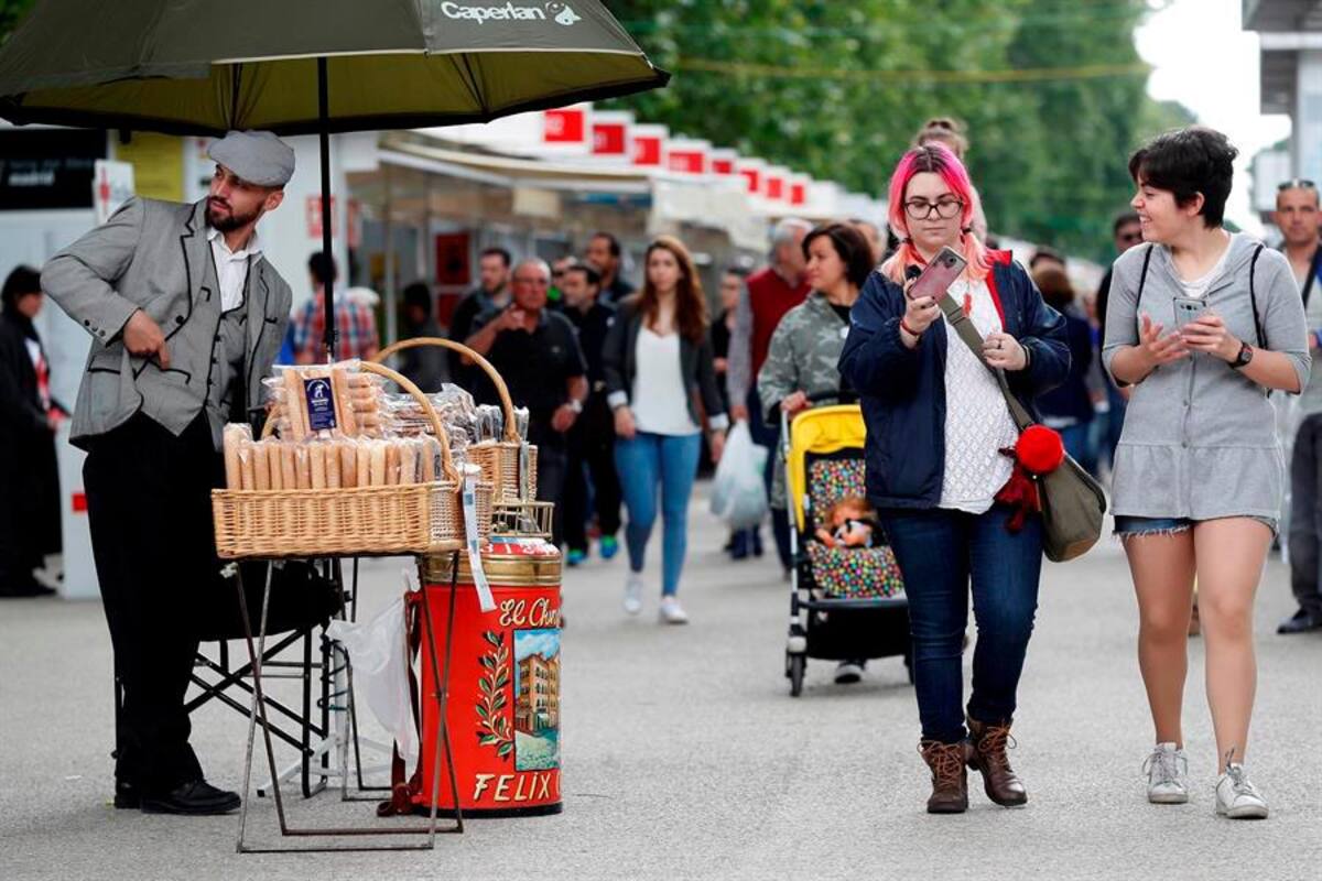 El espíritu de la Feria del Libro de Madrid se mantiene ‘En Directo’