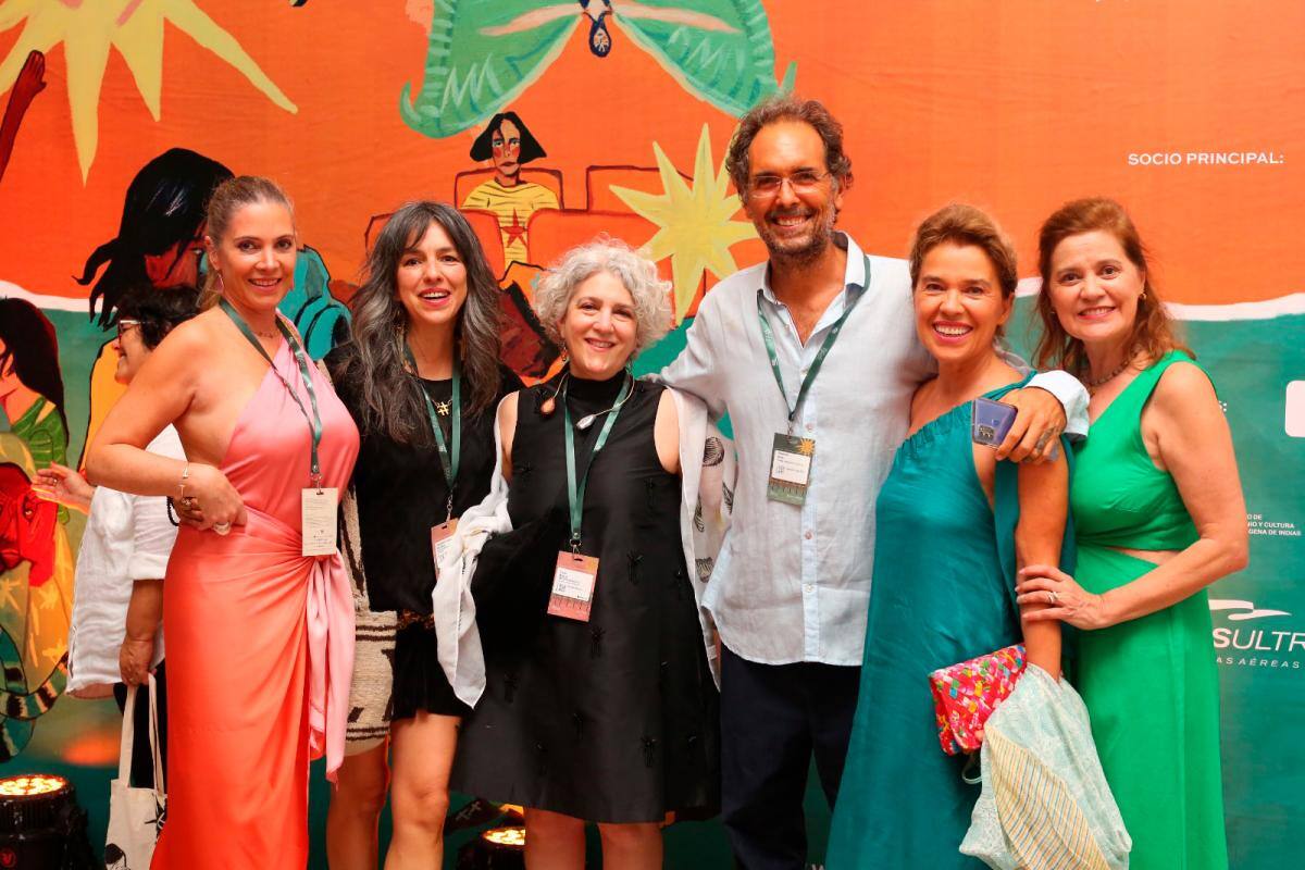 Paula Dever, Diana rico, Sarah Wolozin, Alessandro Basile, Eunice García y Sonia García.