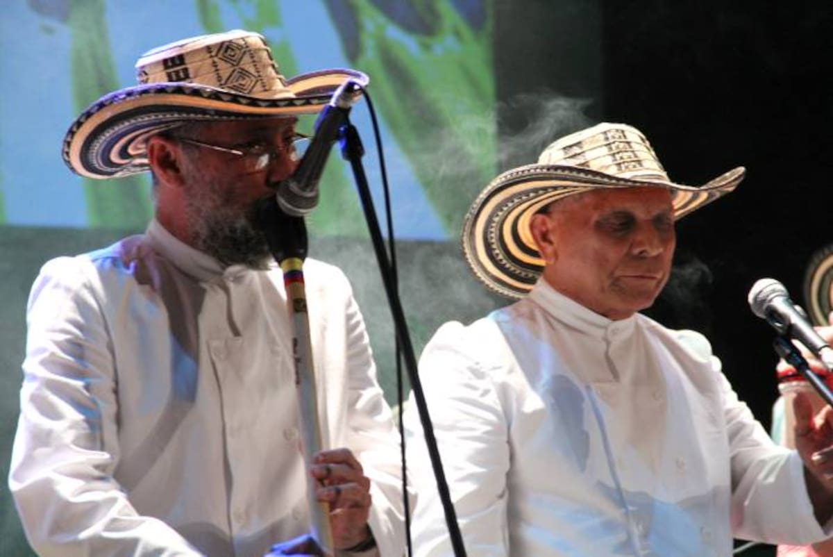 Adolfo Pacheco es otro de los invitados. En la imagen aparece junto al músico 'Juancho' Nieves. ARCHIVO