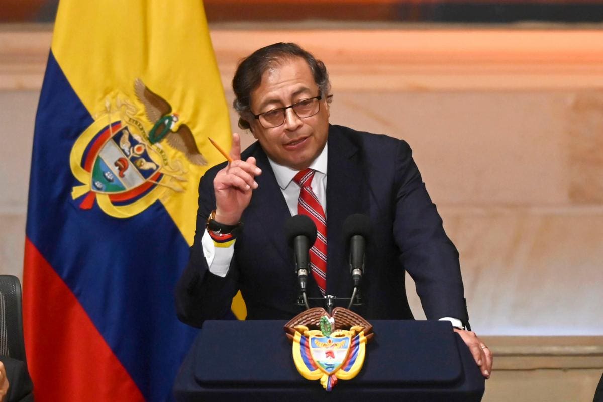 Petro denuncia una supuesta “ruptura institucional” para sacarlo del poder