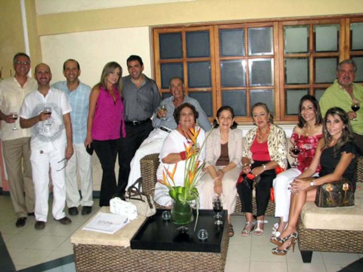 Eduardo Caballero, Munir Char, Henry Char, Daiany Iglesias, Omar Char, Henry Char Z, Luchy Del Portillo, Ceci-lia de Char, María Paulina Espinosa, Aida Char, Pilar Ordóñez y Antonio Paternina.