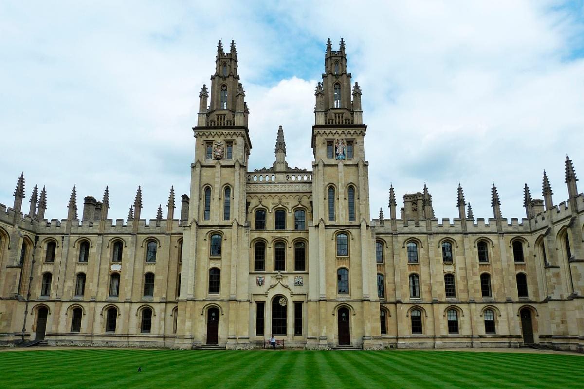 Oxford: la mejor universidad del mundo es tan antigua, como buena