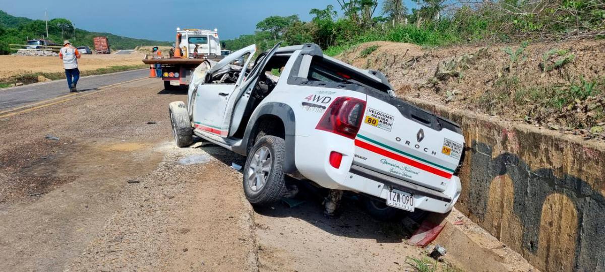 Accidente entre Zambrano y El Carmen deja dos mujeres muertas y tres heridos.
