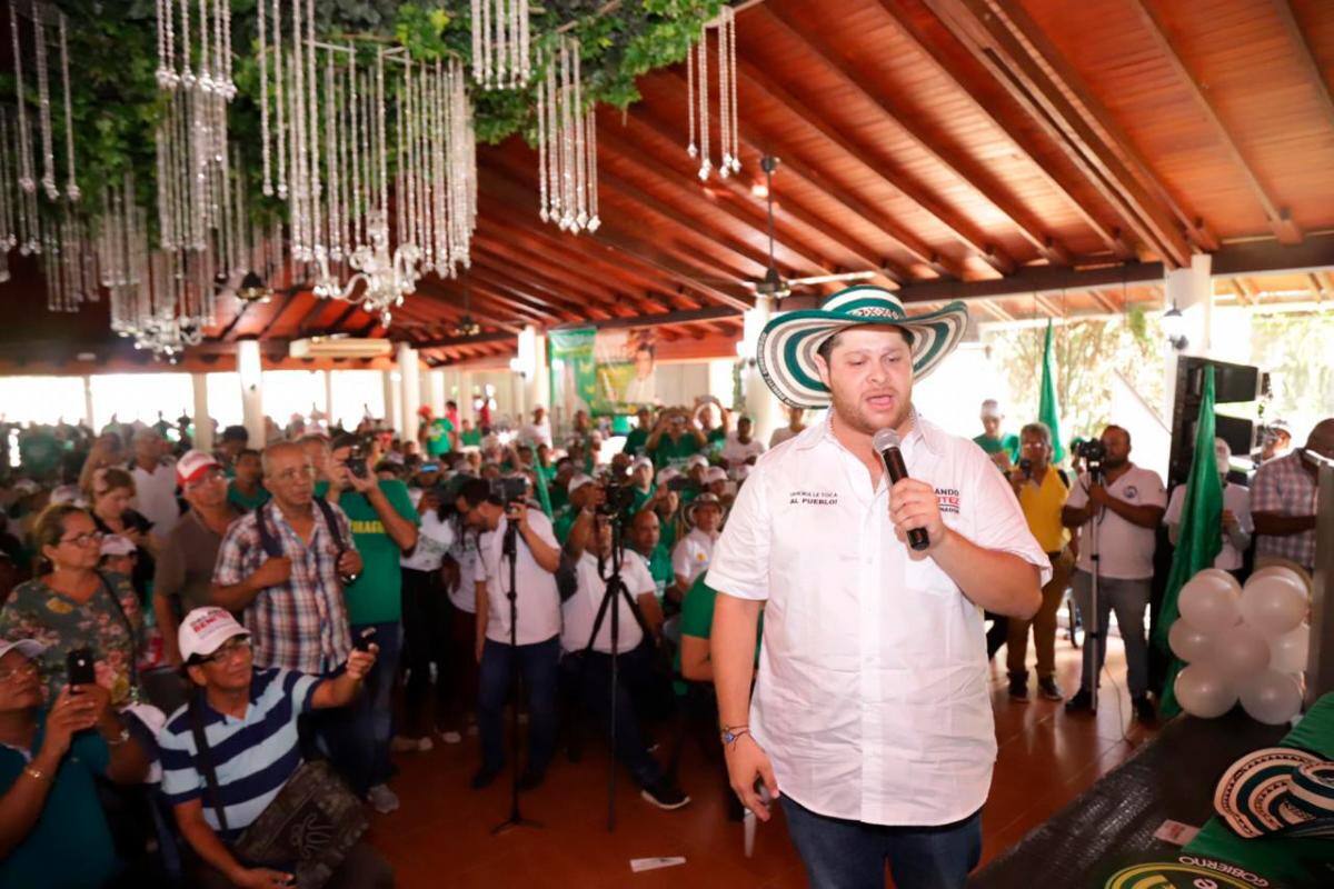 “Campaña negra pondría en riesgo mi vida”: Benítez