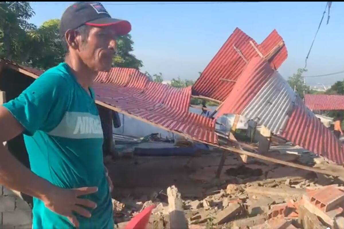 Desplome de viviendas deja a 20 familias damnificadas