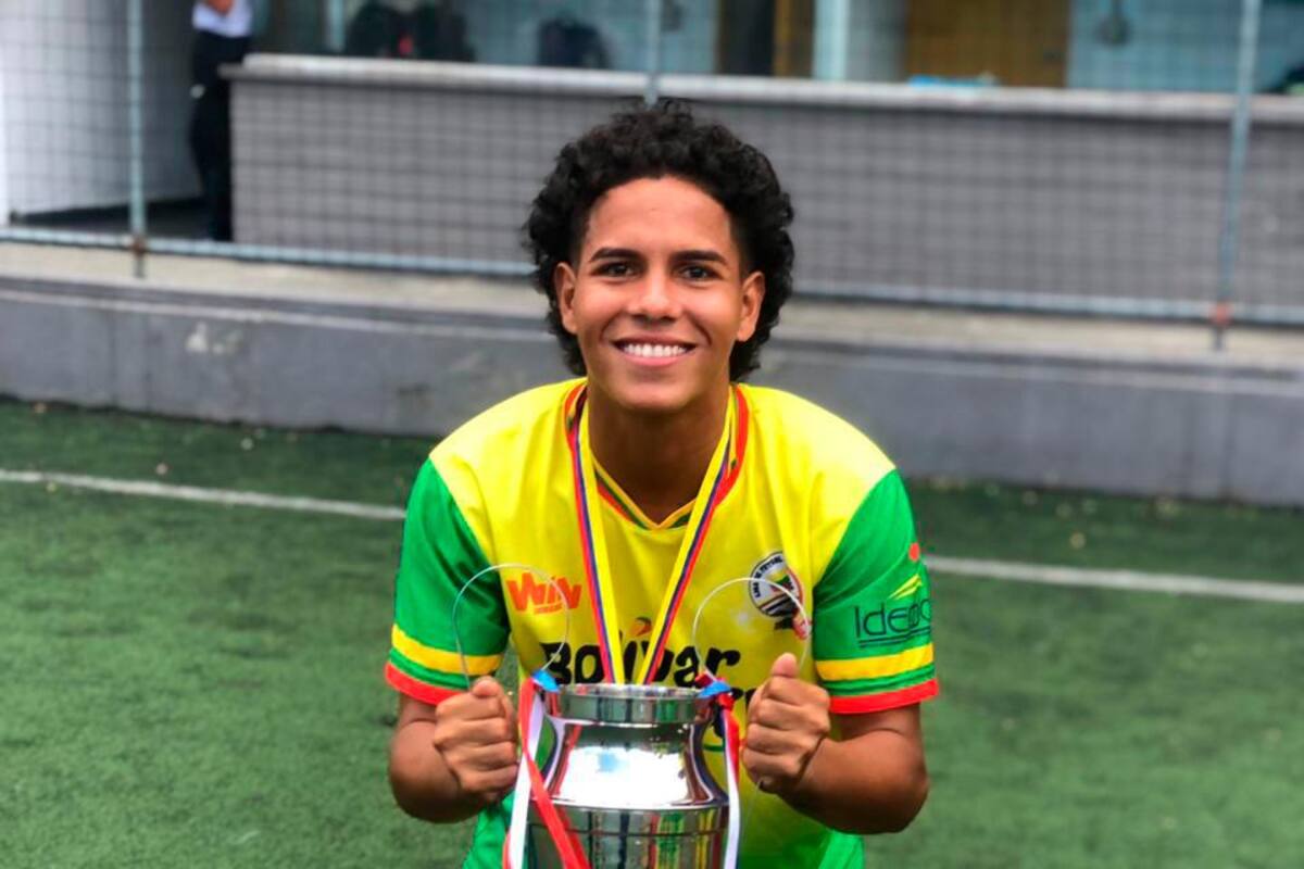No tocó el balón, pero hizo el gol del título de selección Bolívar sub-21