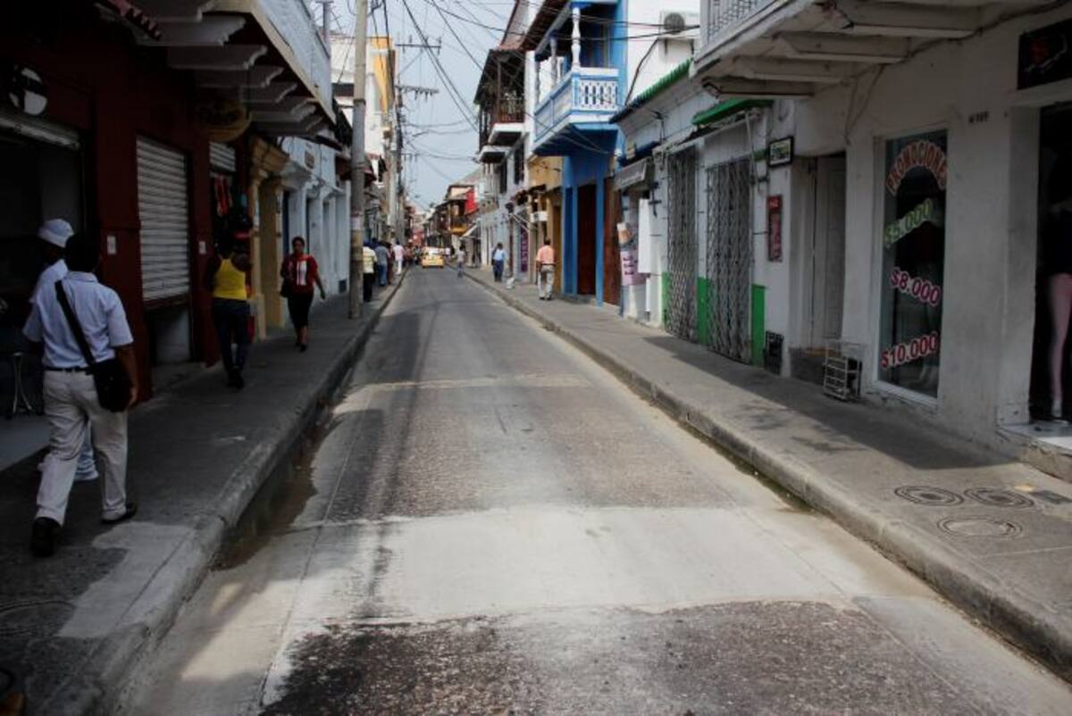 Calle de la Cruz hoy: Aguas de Cartagena arregló la zanja Víctor Hugo Mora - El Universal.com.co
