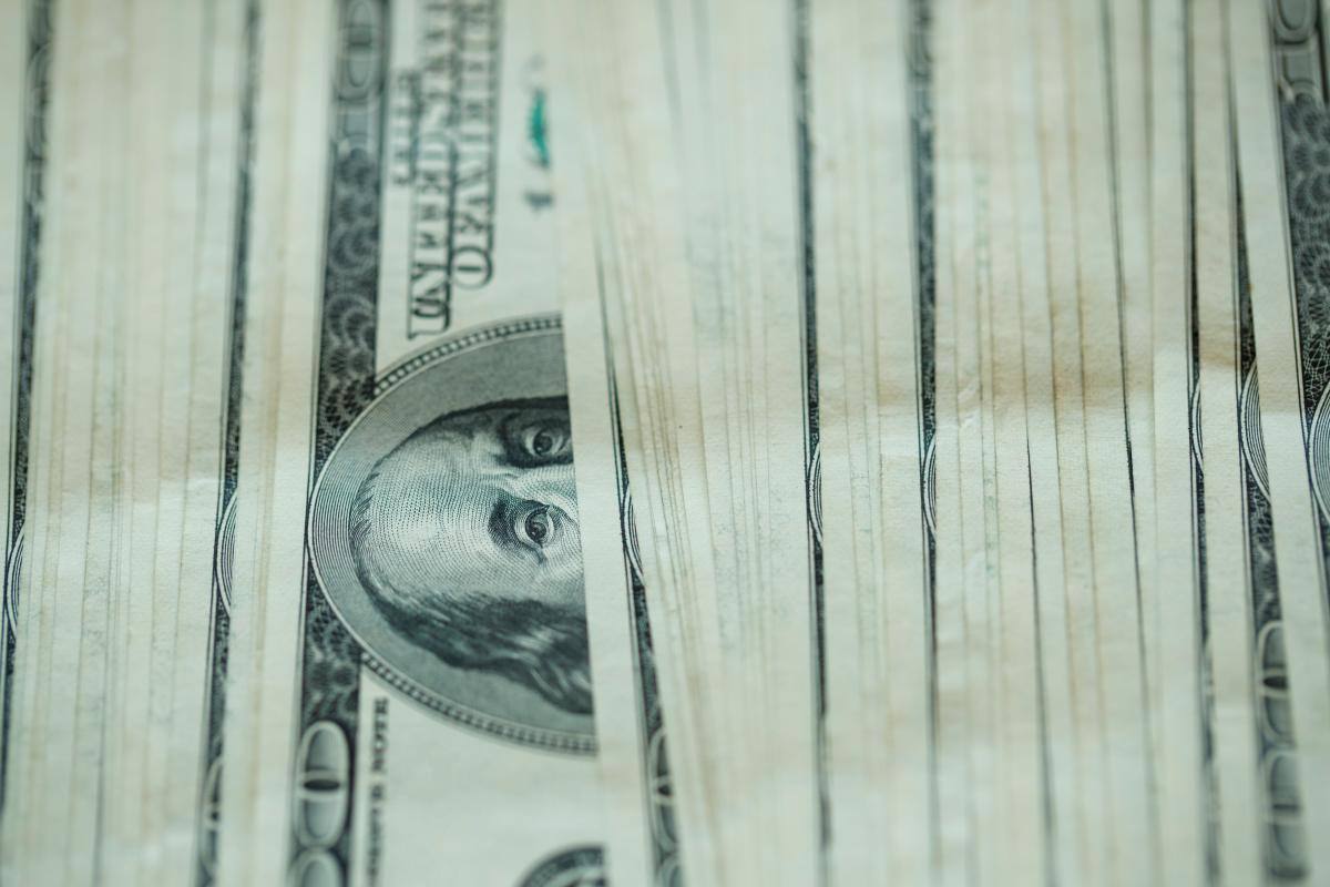 Dólar cierra la jornada del martes al alza, con $29,89 sobre la TRM