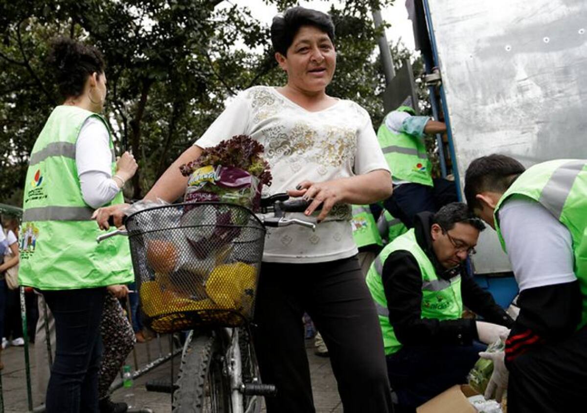 El objetivo de la actividad es que la gente consuma cada día el equivalente a 400 gramos de frutas y verduras para mejorar la nutrición. COLPRENSA