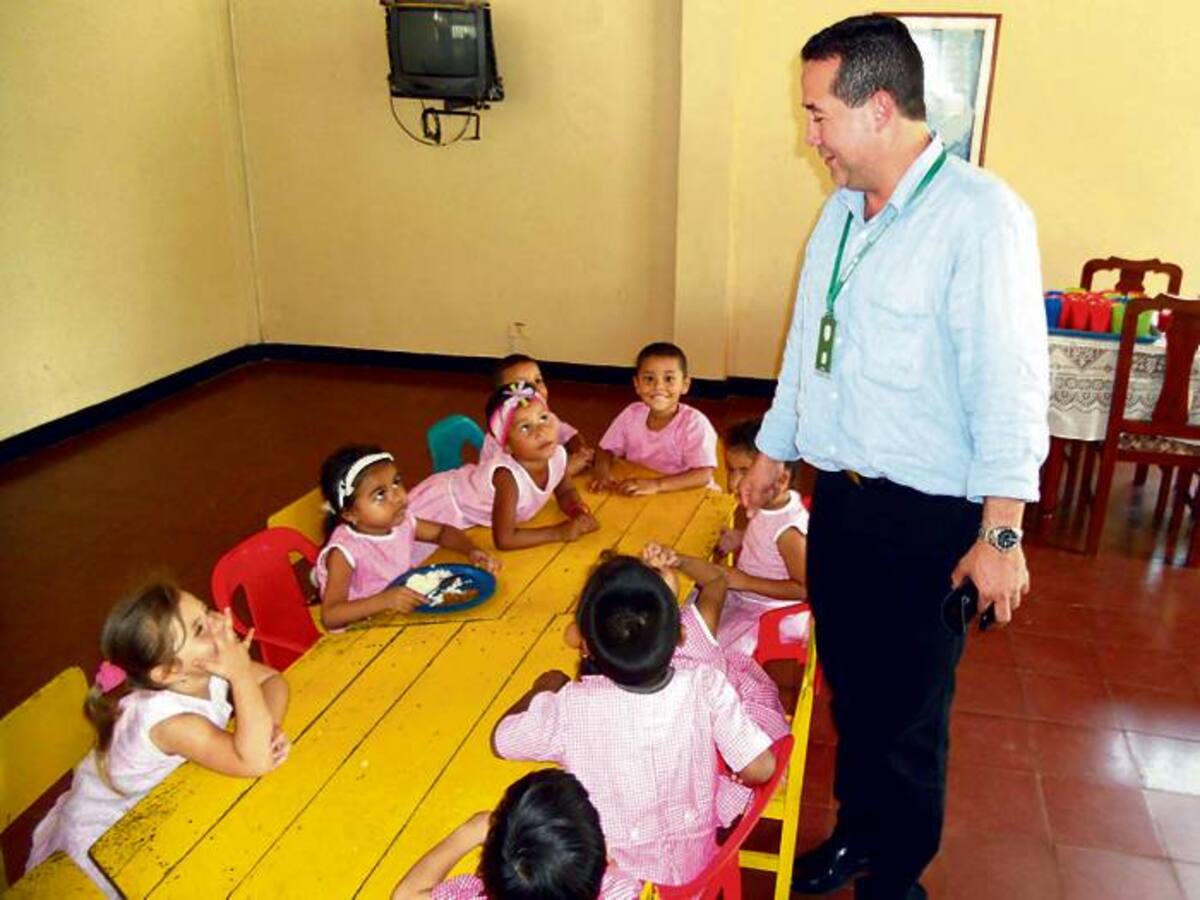 El Director Regional del ICBF realiza visitas en los diferentes municipios sobre los servicios de la entidad. CORTESÍA
