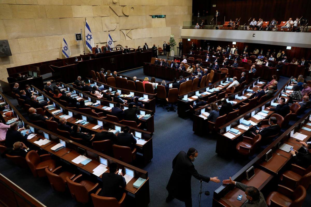 Video: evacuan Parlamento de Israel por explosiones de cohetes