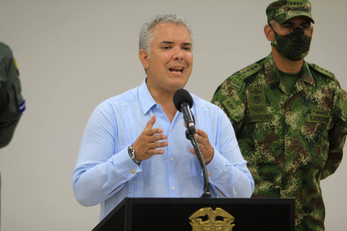 Presidente Duque rechaza ola de ataques simultáneos a la fuerza pública