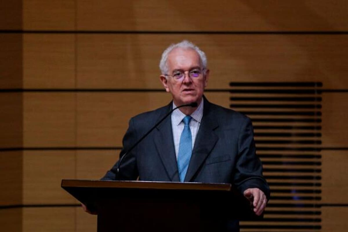 “Podrían darse dos reformas más”: Ocampo hace pedagogía sobre la tributaria