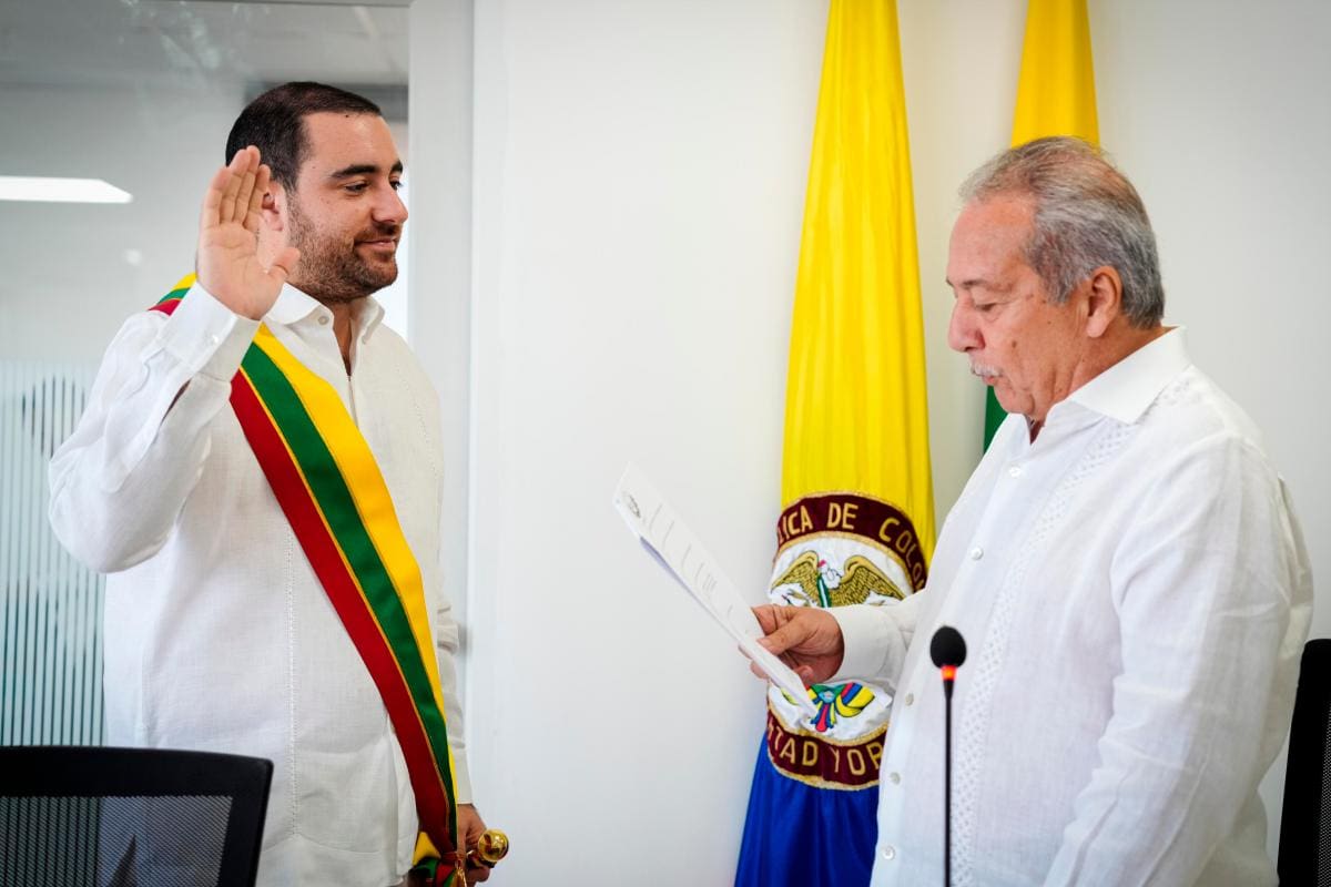 Yamil Arana asumió oficialmente su cargo como gobernador de Bolívar