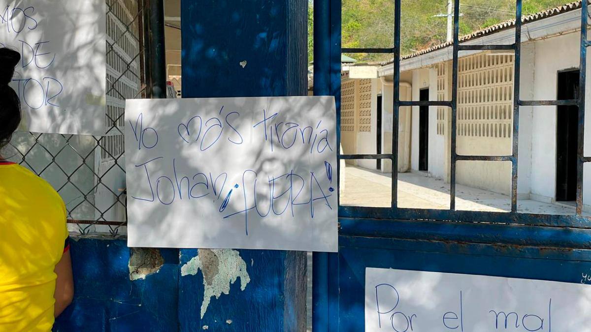 Plantón en la Institución Educativa Técnica Agropecuaria El Salado. // Foto: Cortesía