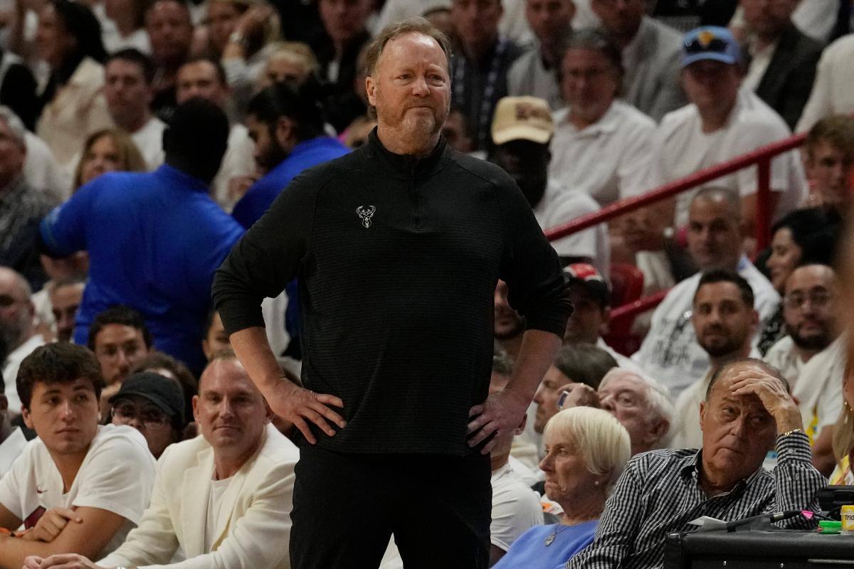 NBA: Bucks despiden al técnico Mike Budenholzer tras temprana eliminación