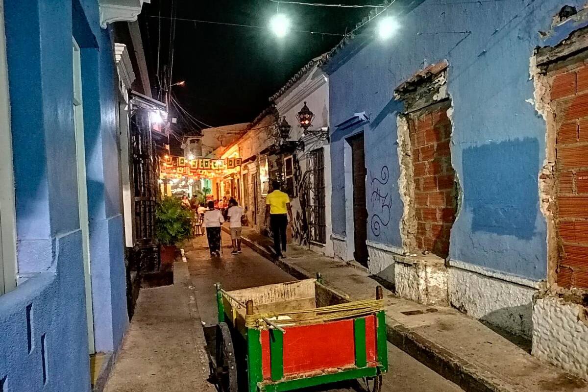 Atraco en Getsemaní: delincuentes llegaron en moto y armados