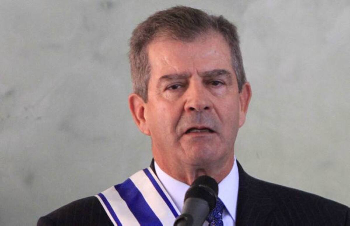 General en retiro Mario Montoya citado nuevamente a la Fiscalía. Archivo