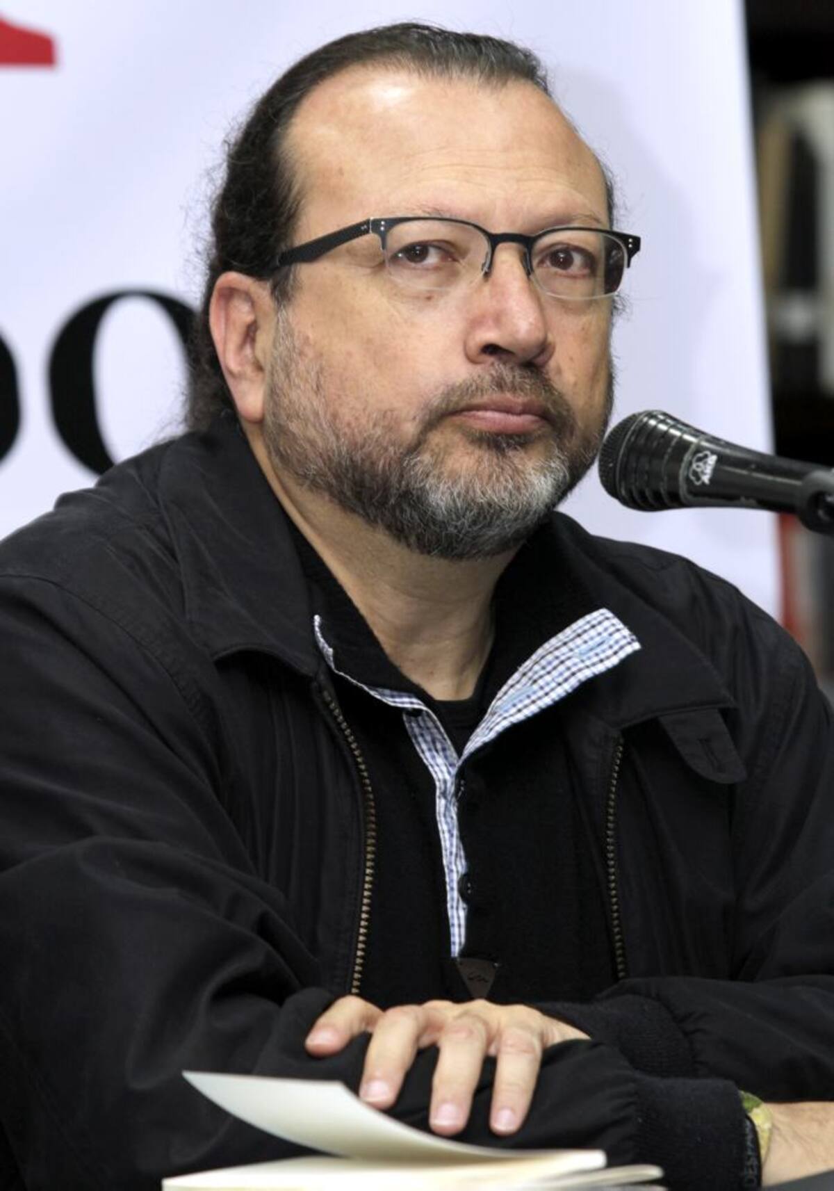 El gran poeta, ensayista y novelista William Ospina trae a Cartagena, su nuevo libro Parar en seco. Colprensa