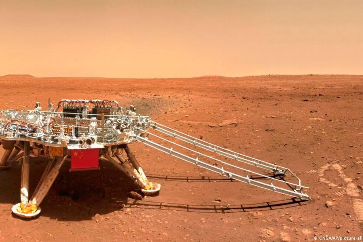 China publica imágenes a color de la superficie de Marte