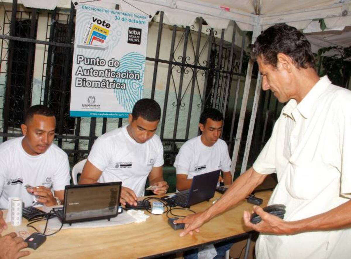 Uso de nuevos mecanismos de votación Zenia Valdelamar El Universal