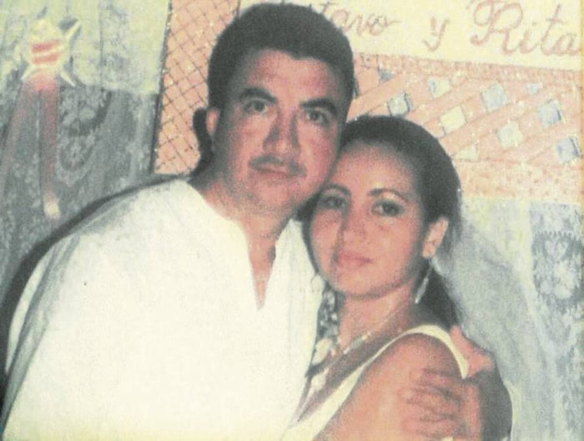 Gustavo Carmona y su esposa.