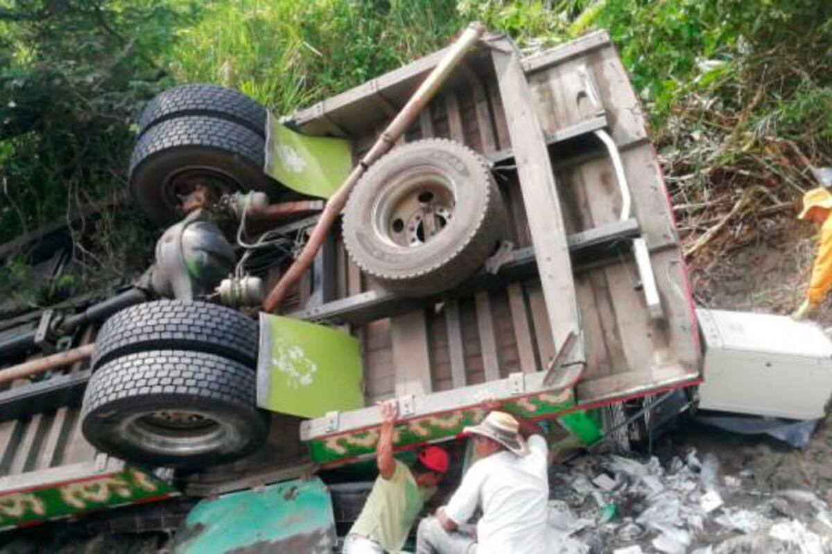 Once víctimas mortales dejó accidente de chiva en Cauca
