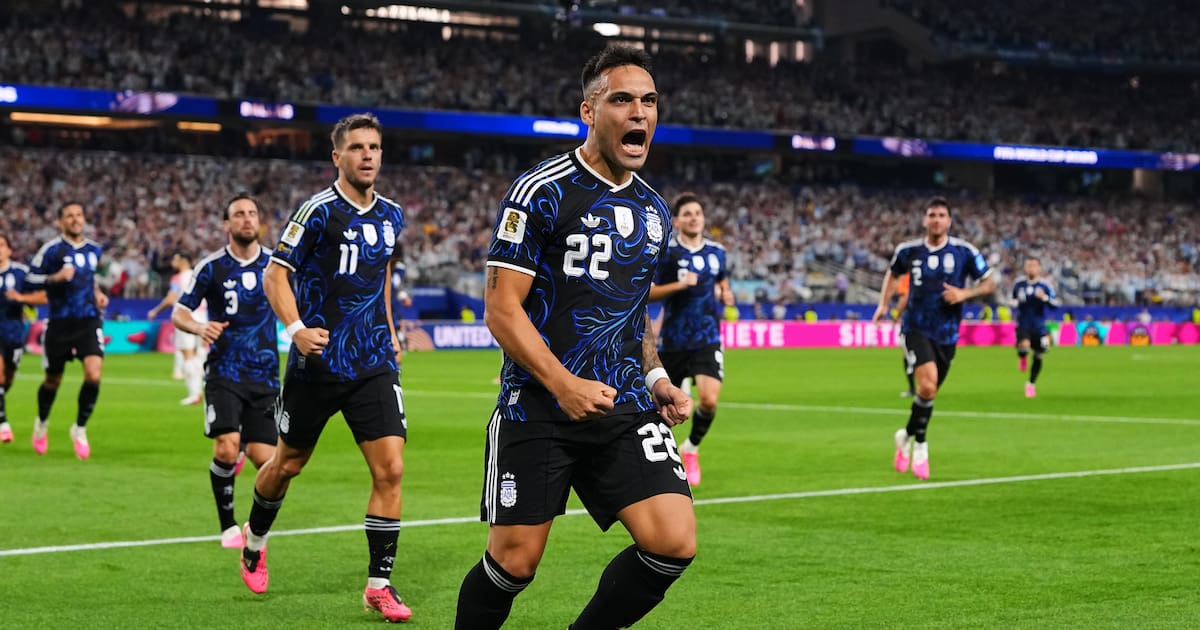 Argentina, sin despeinarse, cerró invicta la fase de grupos en el Mundial