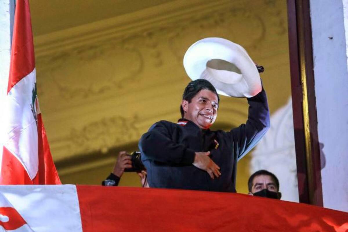 Aún no hay ganador oficial de elecciones presidenciales en el Perú