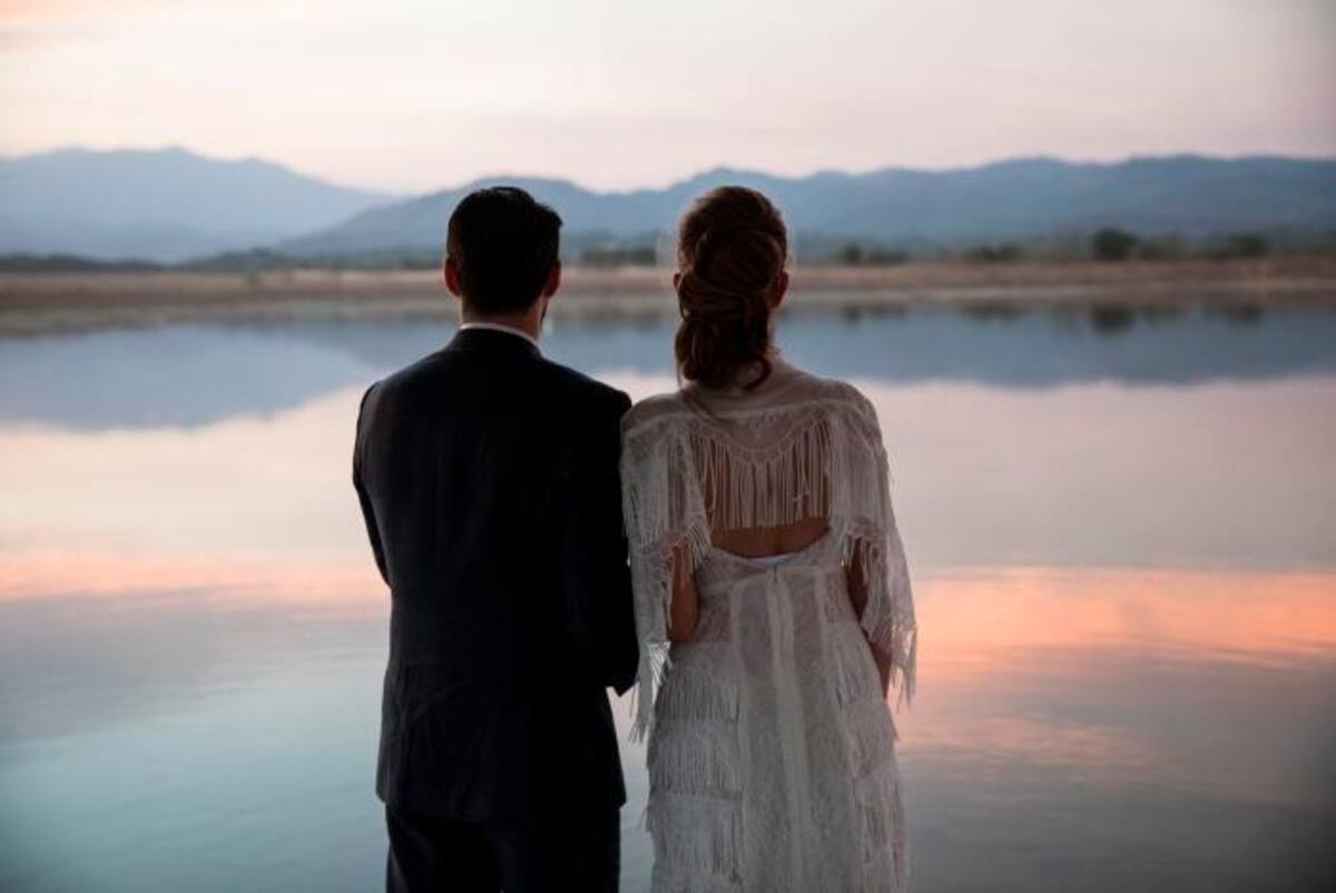 Dos jóvenes emprendedores se casaron en una hacienda de los llanos tropicales, una región conocida por sus bravos vaqueros y donde sitios como este sirven a una elite cada vez más reducida.//AP