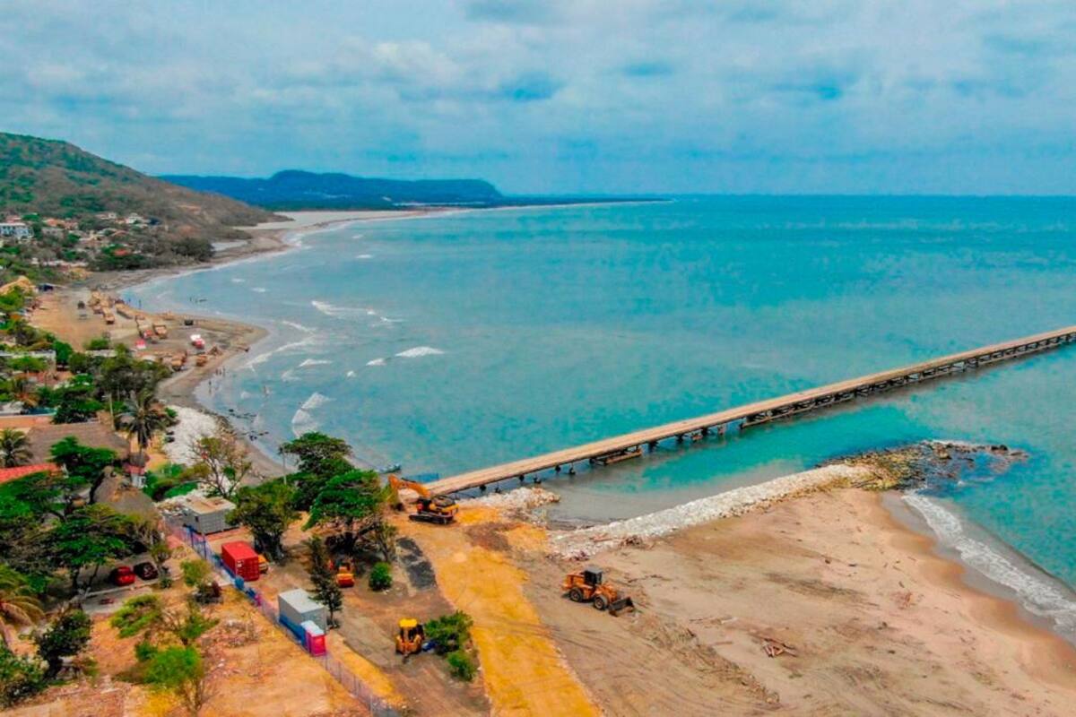 Iniciaron los trabajos de demolición del muelle de Puerto Colombia, Atlántico