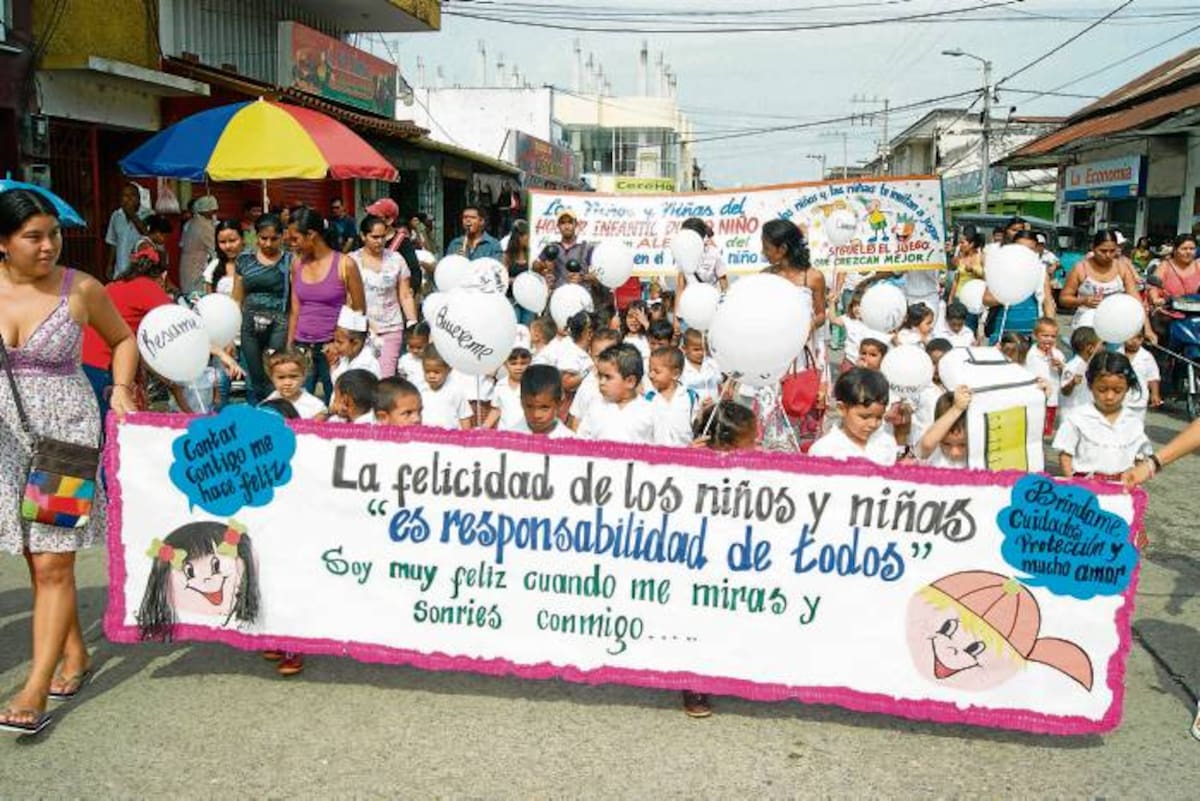Los niños vacunaron a los adultos contra la violencia y el maltrato infantil.