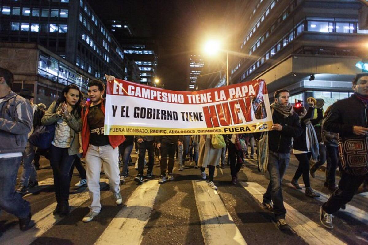 Los bogotanos se reunieron para apoyar a los campesinos que se mantienen en paro COLPRENSA