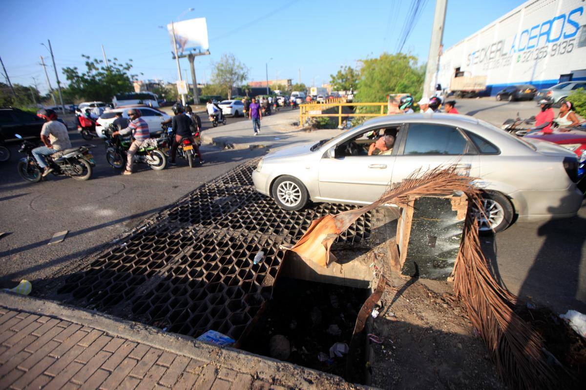 La rejilla se volvió a dañar y la comunidad hace un llamado urgente a la Alcaldía para que tome medidas inmediatas y evite posibles tragedias