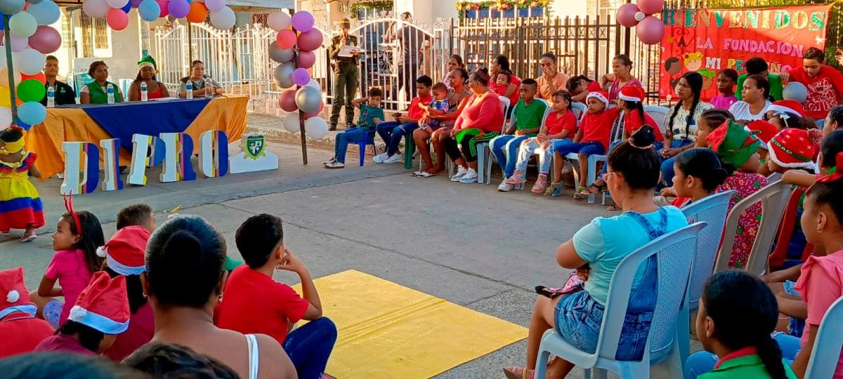 Con éxito culminó el programa “Abre tus ojos” de la Policía de Cartagena. // Foto: Cortesía