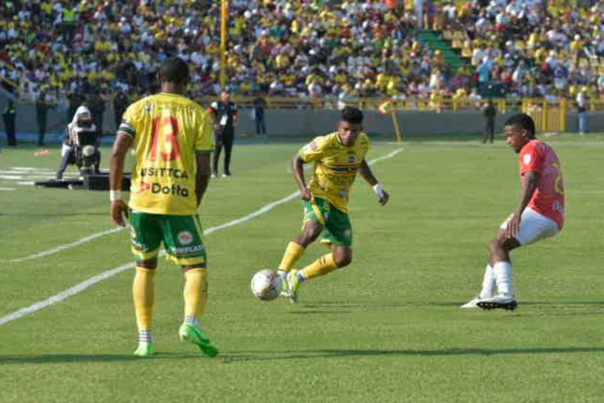 ¡Mucho por mejorar!: Teo hace gol, pero Real Cartagena empata en casa ante Barranquilla