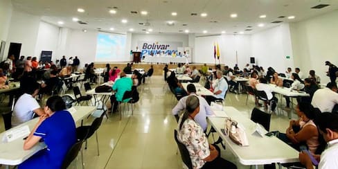 Encuentro de Compras Públicas en Bolívar: suscritos 24 acuerdos