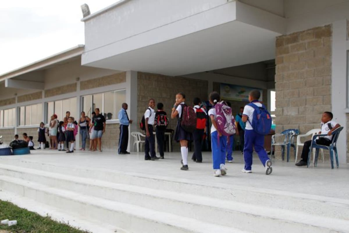 Desde el pasado miércoles la jornada de la tarde retomó las actividades académicas, según lo informado por el rector. Luis Eduardo Herrán.