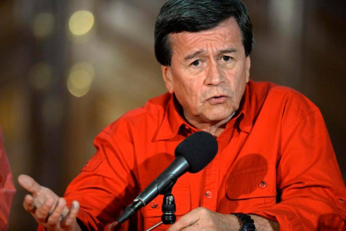 ¿Quiénes son los negociadores del ELN a los que Petro les levantó las órdenes de captura?