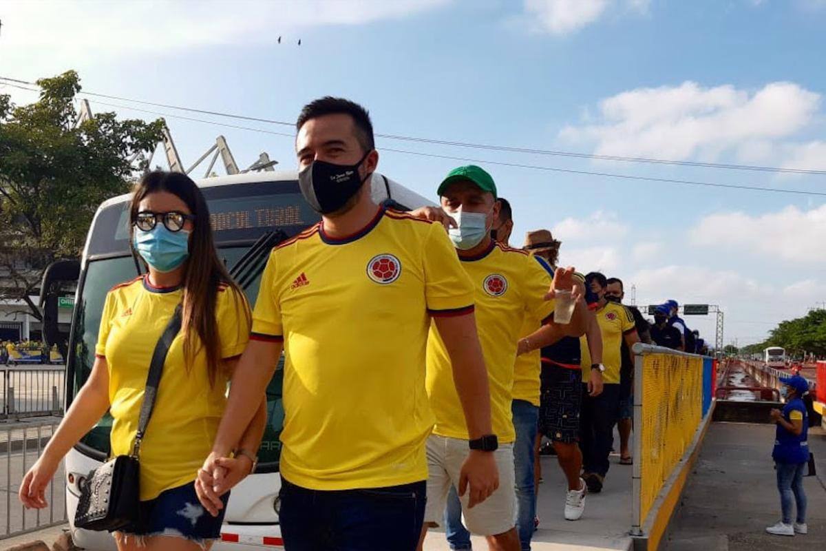 Con autocuidado y responsabilidad Barranquilla recibe la fiesta tricolor