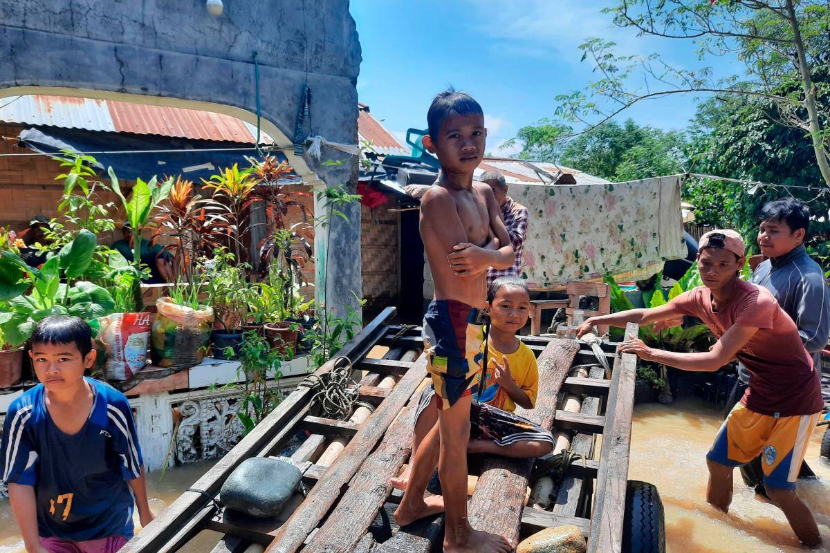 En 6 años: inundaciones y tormentas han desplazado a 40 millones de niños