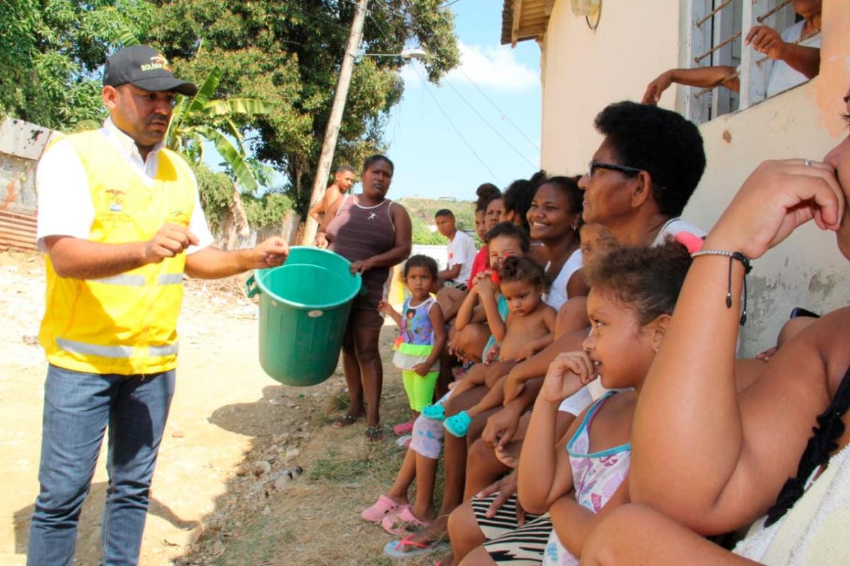 Durante la jornada, la Unidad de Gestión del Riesgo departamental socializó con la comunidad las medidas para racionalizar el uso del agua.//Cortesía