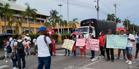 Video: Protesta de vendedores informales en la avenida Pedro de Heredia
