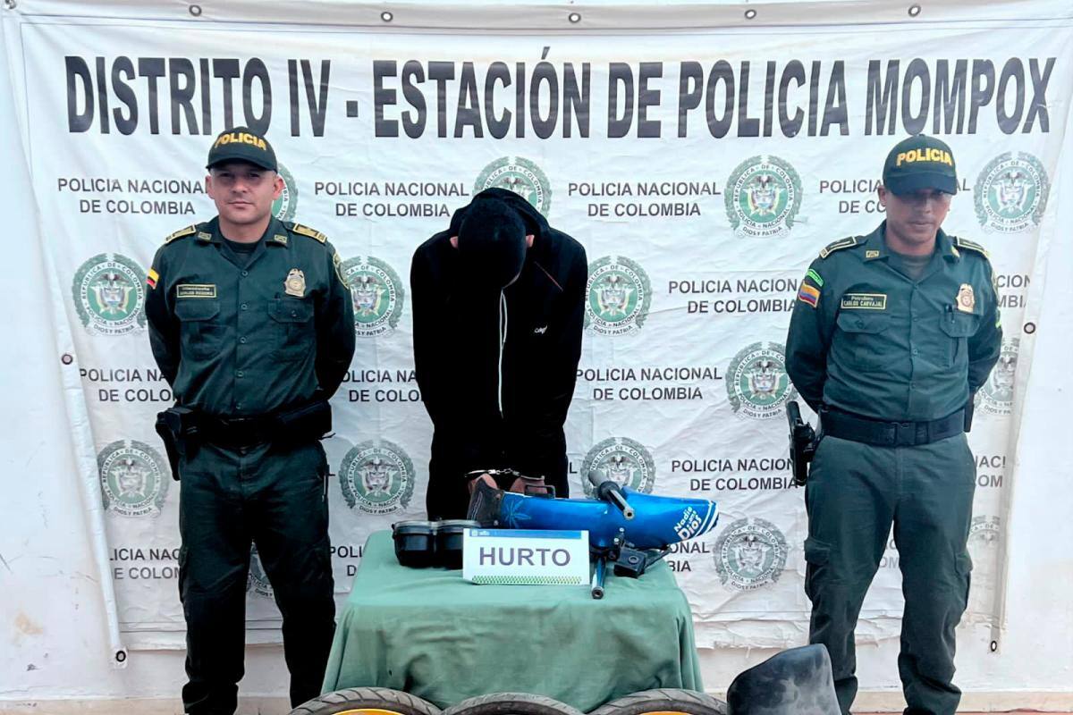 Hacía aseo en la Fiscalía y lo pillan robándose el “material probatorio”