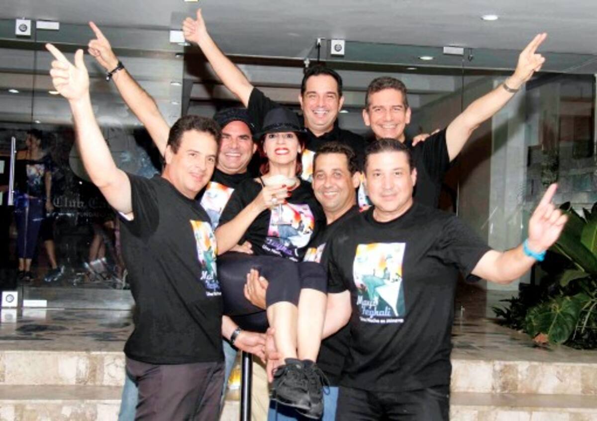 Francisco Sáenz, Orlando De La Rosa; capitana de casa-dos Mayito Feghali; Fernando Tinoco, Pier Puccini, Jaime Dávila Pestana y Rafael Lecompte.