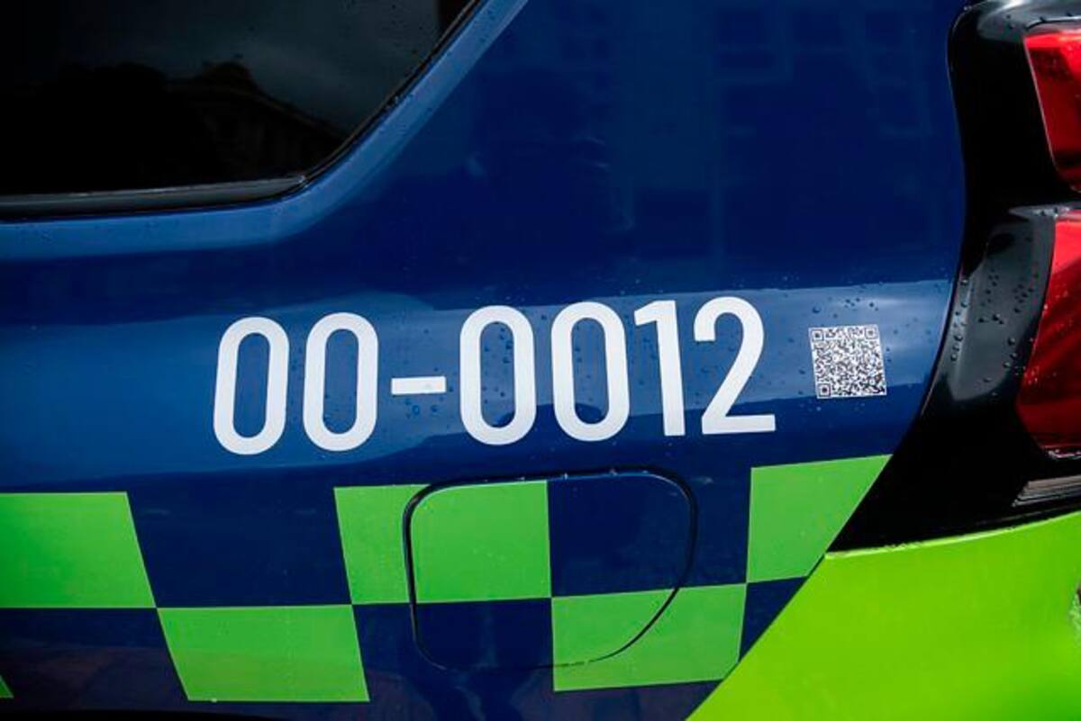 Código QR en las patrullas. // Colprensa