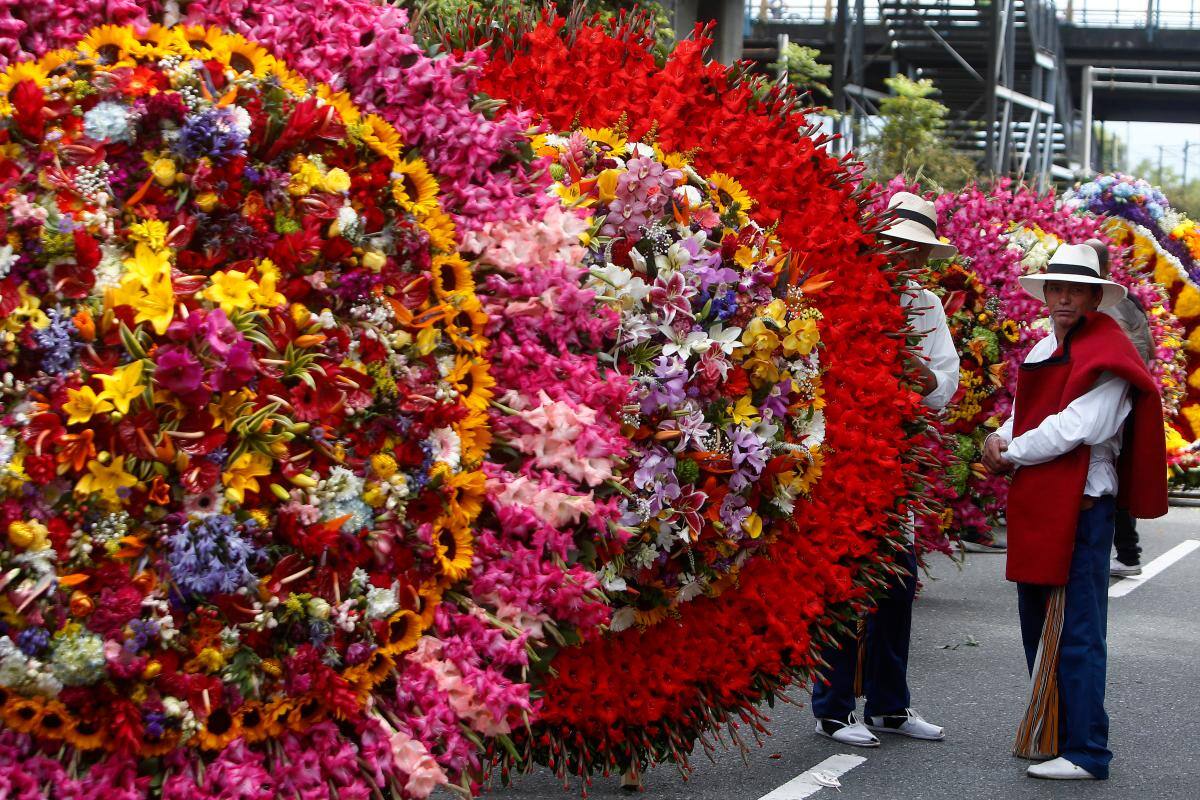 Edición 65 del Desfile de Silleteros de la Feria de las Flores, en Medellín. //EFE