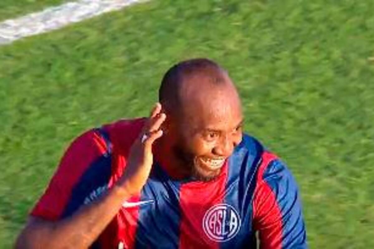 Video: así fue el gol del colombiano Diego Herazo con San Lorenzo