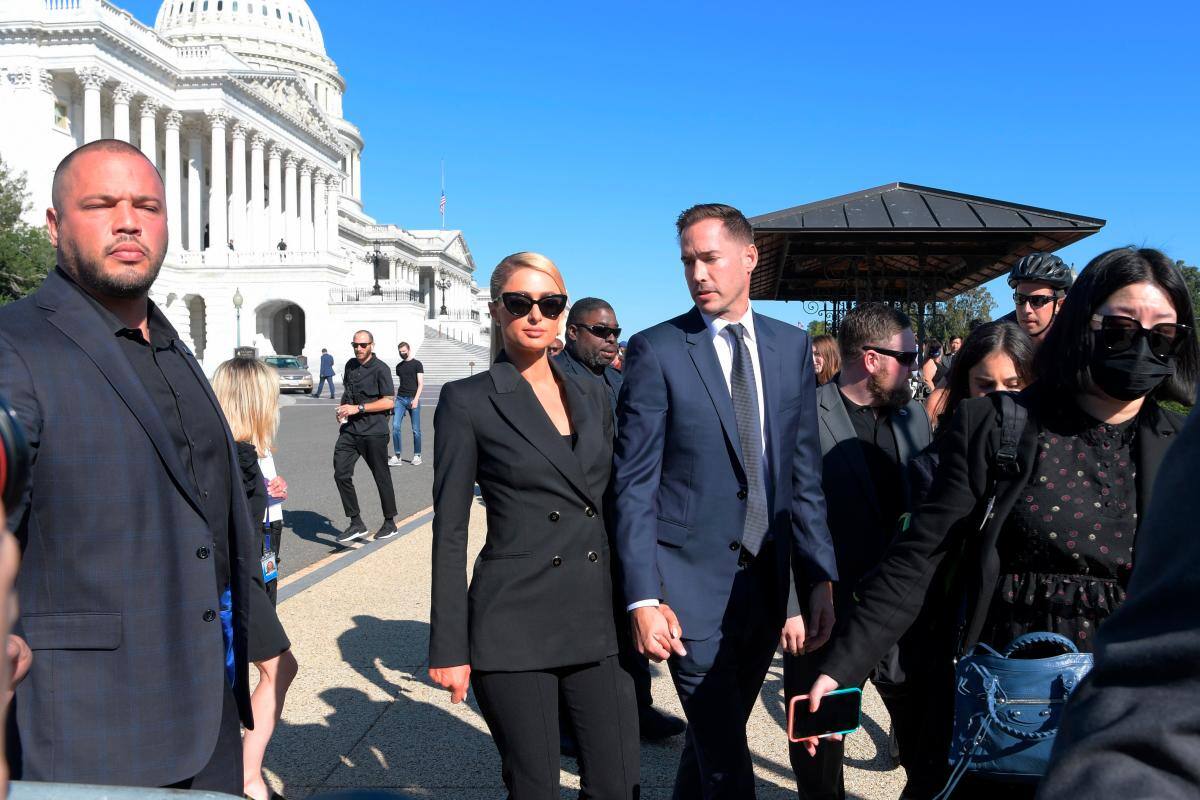 Paris Hilton y pareja Carter Reum tomada en Washington // Foto: Efe