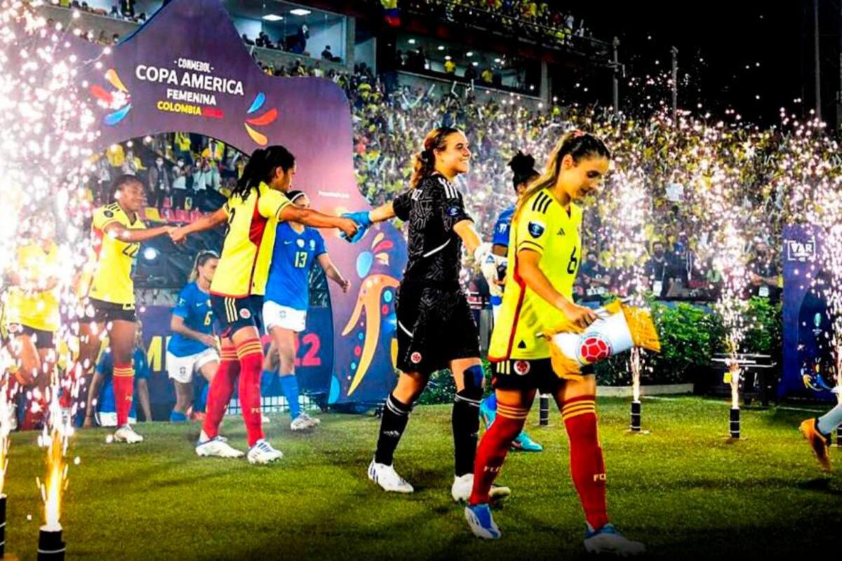 La Selección Colombia Femenina sigue despertando elogios